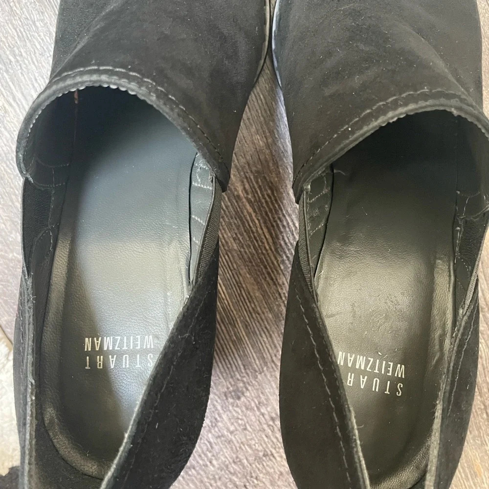 Stuart Weitzman black suede ankle boot pumps - Picture 3 of 4